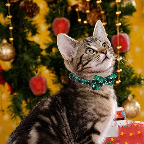 Dynmeow Christmas Plaid Pattern Cat Collar With Breakaway Bell & Bowtie