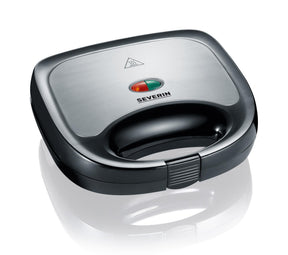 Severin Sandwich Maker SA2969 in black and brushed stainless steel with non-stick plates